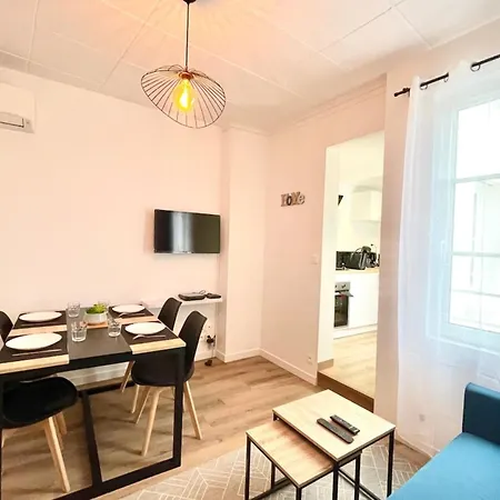 Le Saintonge Avec Climatisation Apartamento *